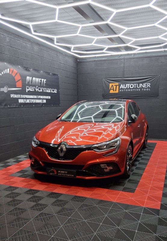 Suppression d’intermédiaire et ligne sur mesure à Chalon-sur-Saône – Réalisation sur Mégane 4 RS